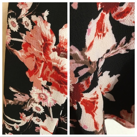BB Dakota Floral All Over Peplum Waist Blouse Womens M Bell Sleeve Gypsy Boho - Picture 6 of 8